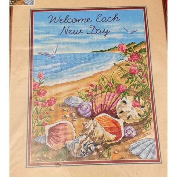Dimensions Shells on Shore Needlepoint Cross Stitch Kit Vintage 1999 New - Picture 4 of 5